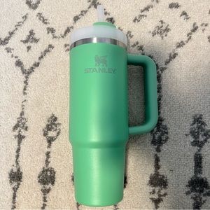 STANLEY — 30oz The Quencher H2.0 Flowstate Tumbler